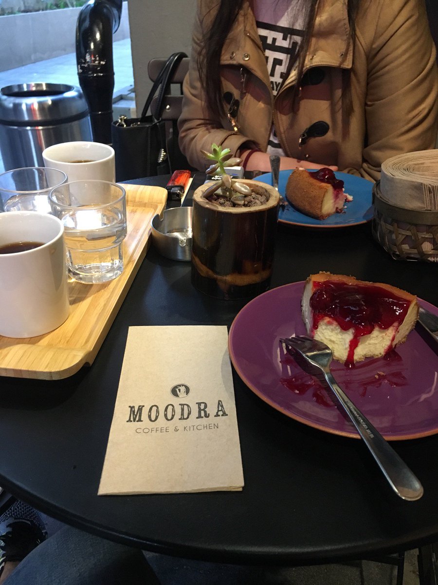 ecebayiir's tweet photo. I'm at Moodra in Adana https://t.co/kIWZBJwvg1 https://t.co/htvHX5mx8b