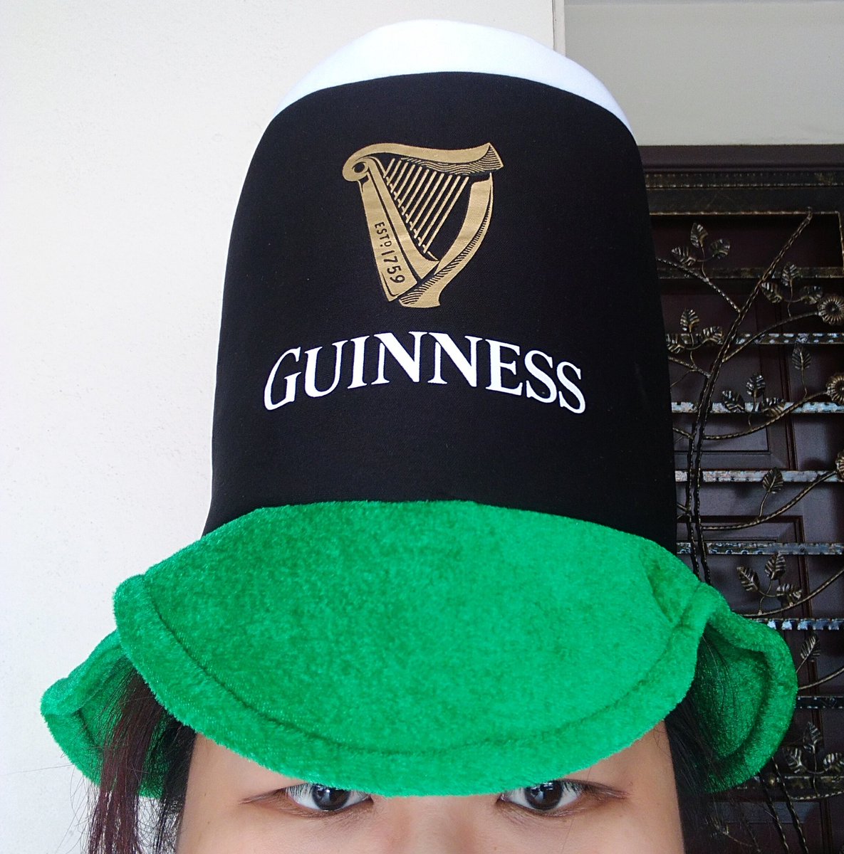 IcedNyior's tweet photo. So I did come back with a hat (and more) #thisiswhyicantgoout https://t.co/rVSz6b7PjP