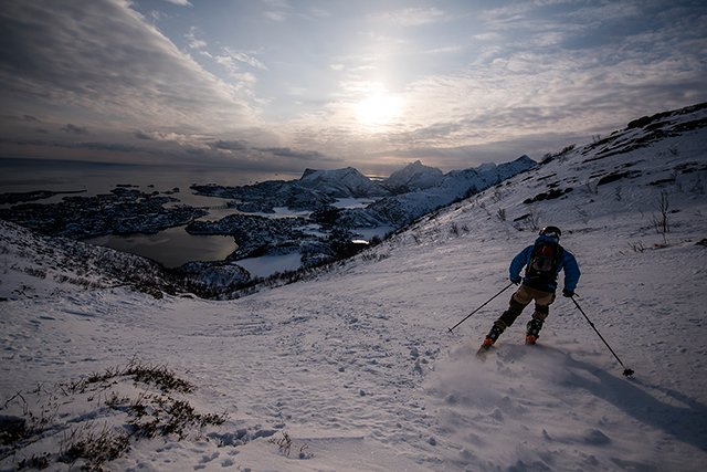 slowtwitch's tweet photo. Beautiful images by @KOMelau from the 2018 @TheArcticTriple Lofoten Skimo in #Norway Over 13,000 feet of climbing in 36km of ski mountaineering https://t.co/dAxHLUUU66 #endurance #skiing #skimo https://t.co/62k3RAOEeQ
