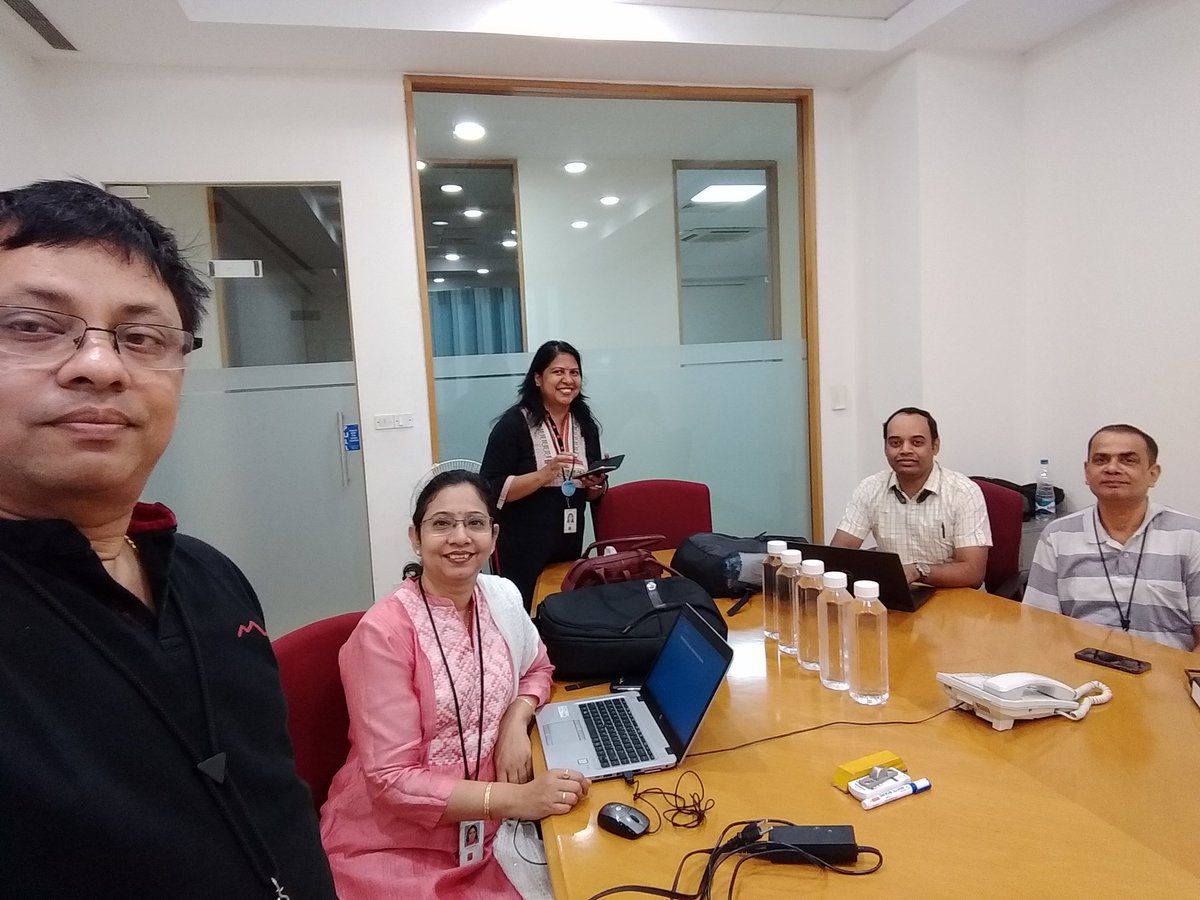 SasankNayak's tweet photo. @InfosysEvents @Infosys Hackmasters in action (Day-2) @HYSEA1991 @Infosys @InfosysEvents #infyhyd #HYSEA #Hackathon https://t.co/OBlt2VkrZe