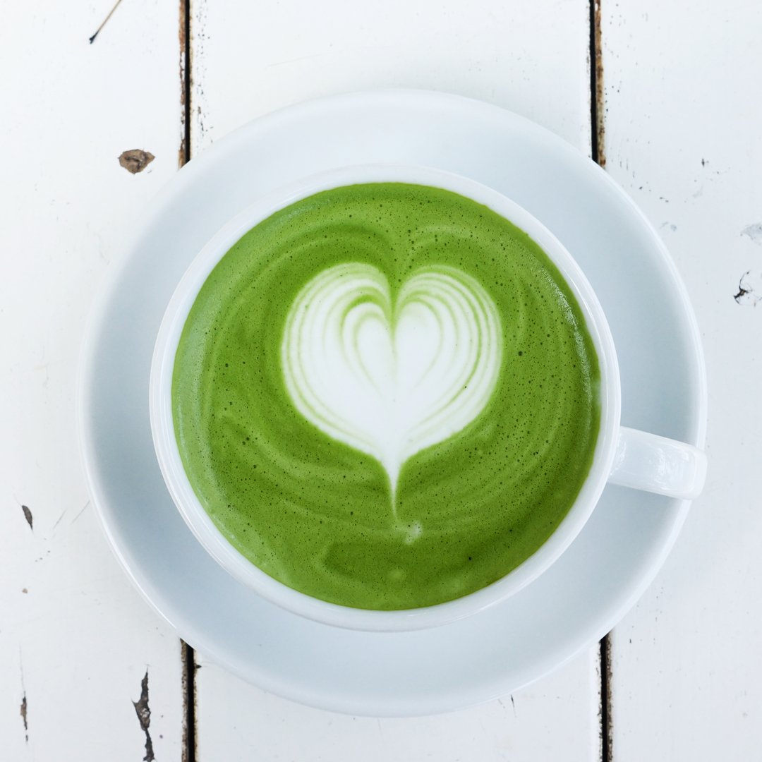 ProxySoftFloss's tweet photo. Did you know #matcha has amazing benefits for your mouth? Matcha has an antibacterial property that can help suppress the growth of bad bacteria in your mouth. Stop staining your teeth with #coffee and start enjoying the many amazing benefits of matcha! #ProxySoft #oralhealth https://t.co/gjnhjZBdWr