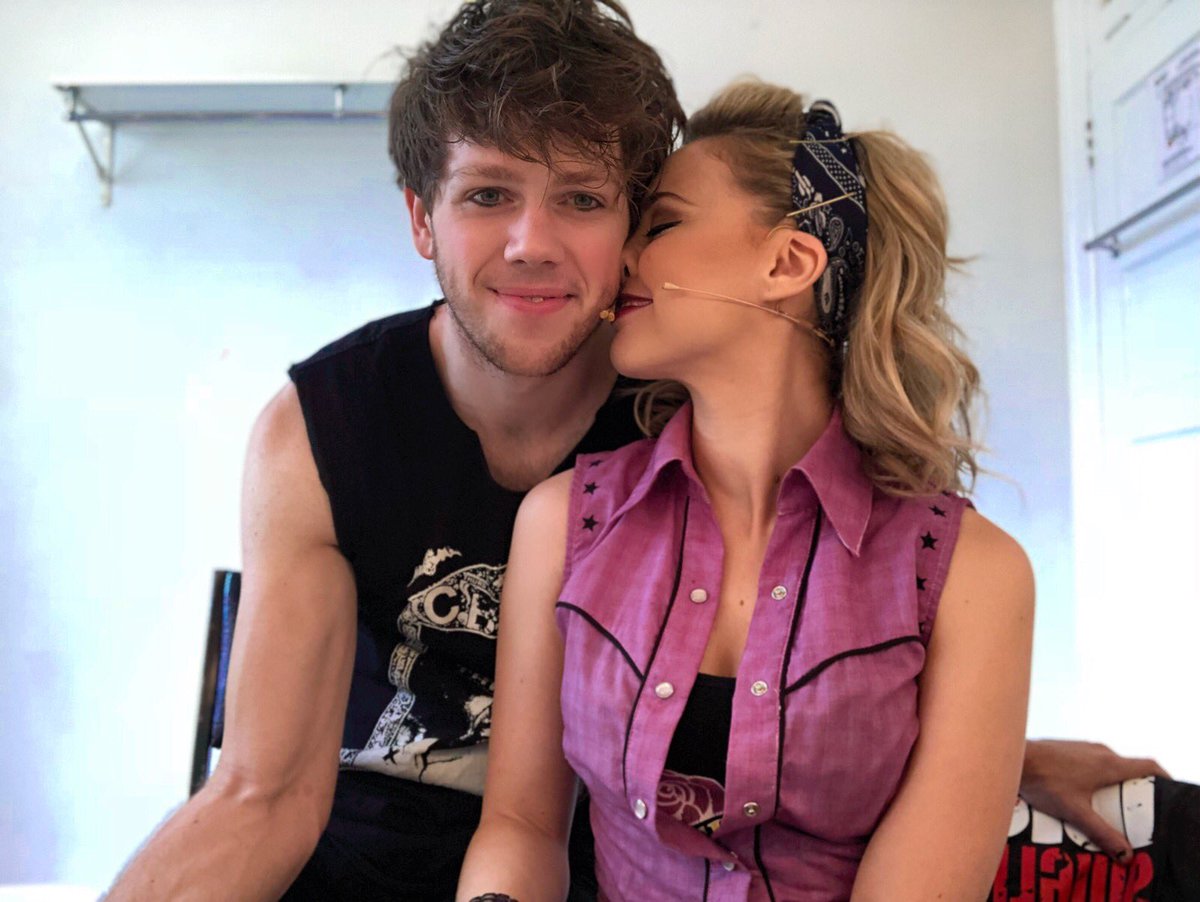 ashtaylorau's tweet photo. HEATHER &amp; JOHNNY - Proud of this big idiot. #americanidiotau @BenBennettAU https://t.co/b34WjrlY1F