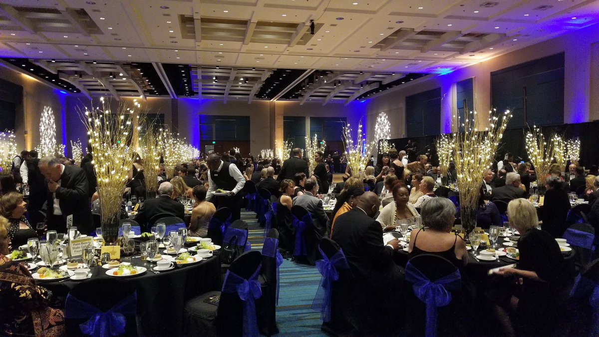 PBCDHSVS's tweet photo. The #2018MayorsBall has begun! We thank all our sponsors for making this event possible. We are proud to #BeTheChange @homelessplanpbc https://t.co/eUZmeygKvm