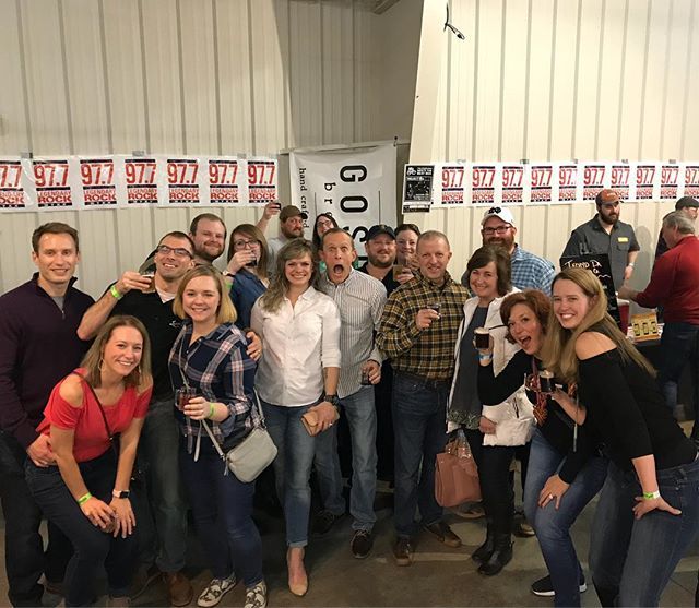 goshenbrewing's tweet photo. Look at all these crazy kids! We’re out here at the RV Hall of Fame raising money for the Elkhart County Symphony! We love our customers and cheers to such an awesome event! #goshenbrewingcompany #elkhartcountysymphony #wyxx #beeeeeeer #brewfest #ridealongwithourregulars https://t.co/t31pk37Gt6