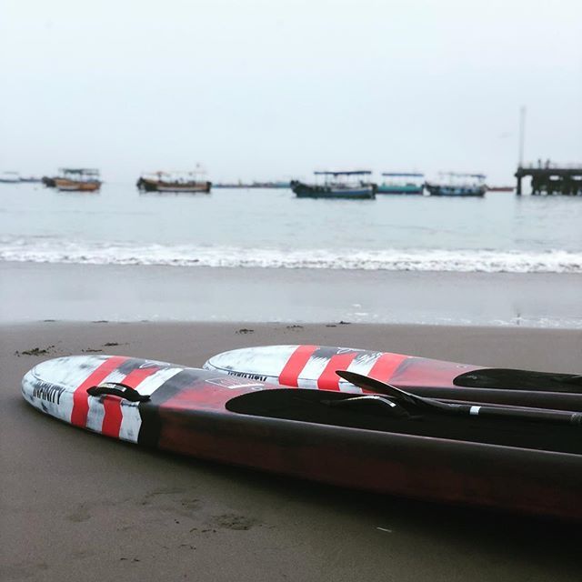giannisupperu's tweet photo. Siempre es un orgullo llevar los colores del PERU 🇵🇪
#standuppaddle #standuppaddling #supace #perusupteam #infinityblackfish #sup #Stand_up_Paddle #paddleboard #paddlerace https://t.co/WLlNdKDOws https://t.co/zuaY1Gi18r