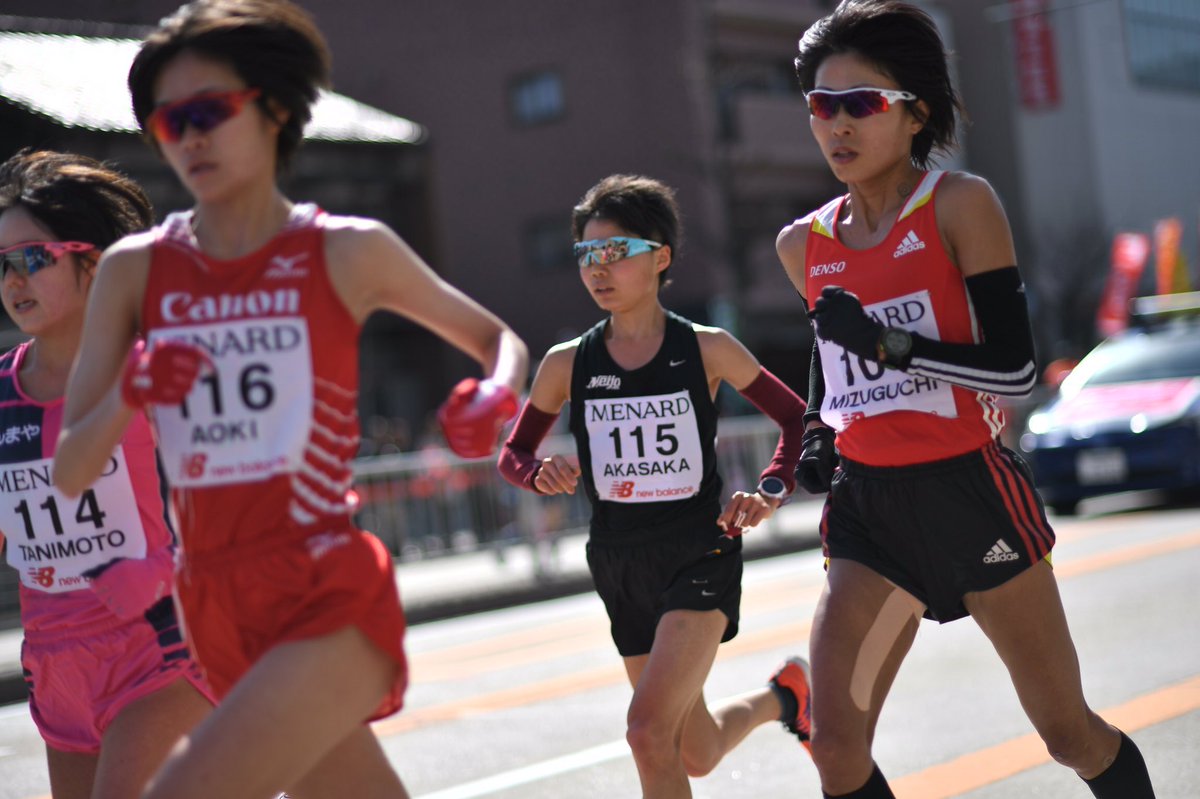 名古屋ウィメンズマラソン 名城大 赤坂よもぎが3 30 Kmペースの集団に 17 24 17 24 17 28 君の強さは Ekiden News Scoopnest