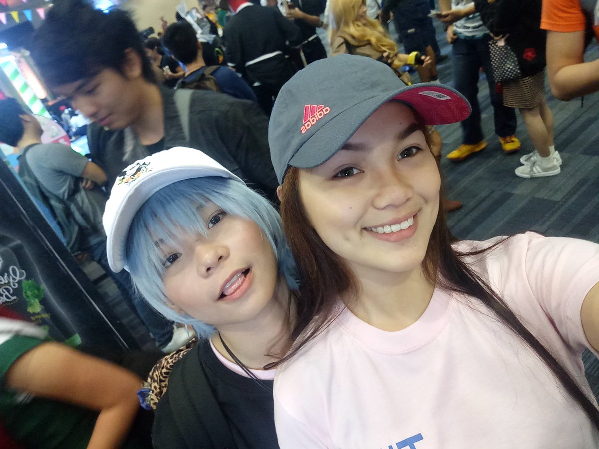 AnnColoso's tweet photo. @ValWithNoMalay This Girl was Very Special to me😊 She always reminds me how important Life is💕 Thankyou Valerie sa mga Moments and Kakulitan😑 Ma mimiss kita😭😪 Wala namang magbabago dba? Hahaha Iloveyoualwayss😘💕Godbless😇 #VALTINE😁😂 https://t.co/RkbUrQJCIu
