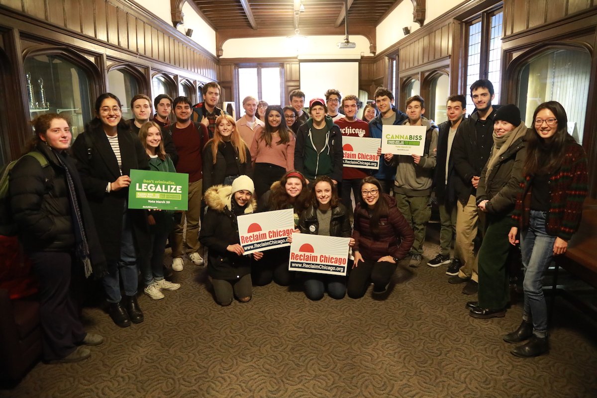 DanielBiss's tweet photo. Ten. Days. Left. Thanks to actor Jesse Eisenberg for helping us get out the vote! Sign up for a get out the vote shift: https://t.co/Fp5d0MBTe0 https://t.co/CcCYF9OcJV