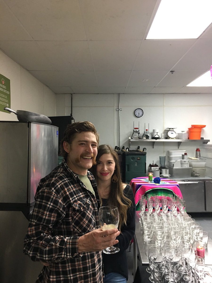 HavenBourque🇺🇦 (@havenbourque) on Twitter photo <a href="/calicraft/">Calicraft Brewing Co</a> brewers supporting @lacocinasf Week of Women in Food. Salud y fuerza! #WomensHistoryMonth #chefs <a href="/calicraft/">Calicraft Brewing Co</a> brewers supporting @lacocinasf Week of Women in Food. Salud y fuerza! #WomensHistoryMonth #chefs
