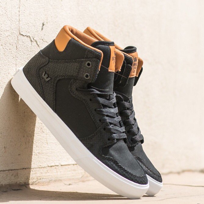 looktrendy's tweet photo. Supra Footwear disponibles en Look Trendy. 

https://t.co/Fd88JoF4oX

Tambien encuentralos en el local 517 del Bazar de Lomas Verdes 

#LookTrendy #SupraMx #SupraFootwear #Vaider #HammerRun #Skate https://t.co/6k6qLMAcLk
