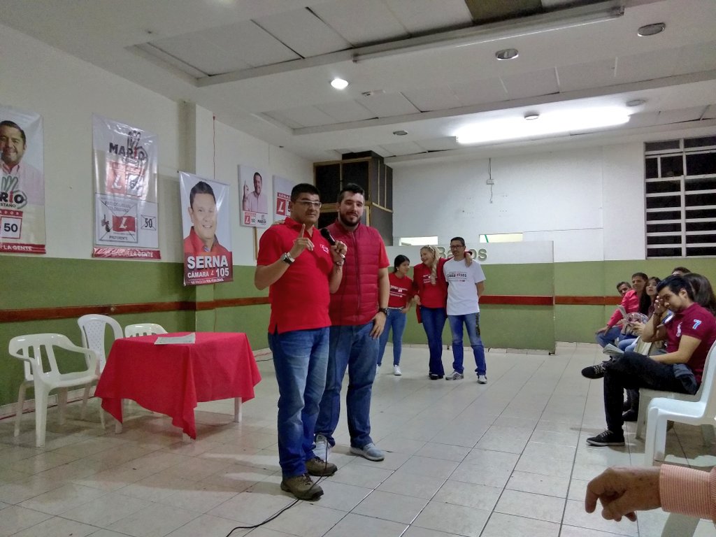 camaral101's tweet photo. Gracias @cesardiza por acompañarnos y apoyarnos durante estos meses de campaña. #L101 #L50 https://t.co/QFom7xJQlf