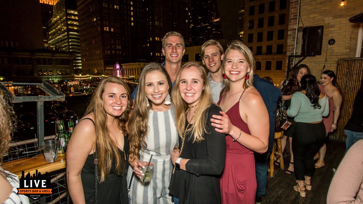 Live Sports Bar On Twitter Party On The Rooftop Tonight At Live