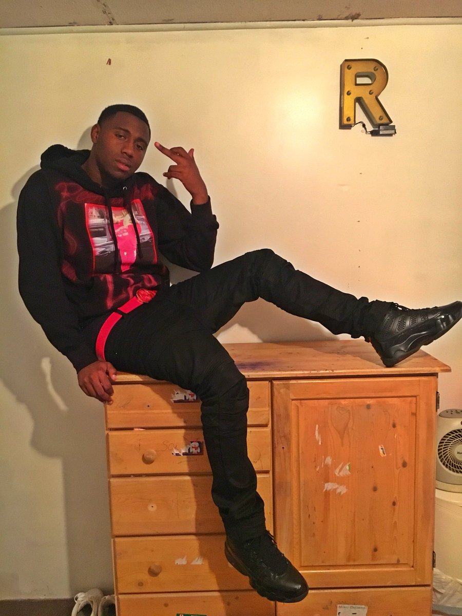 _BIGDIDDY's tweet photo. Dat Li’Nigga Got Style Don’t It 😈💪🏾🤭 https://t.co/IENUQGq3Mk