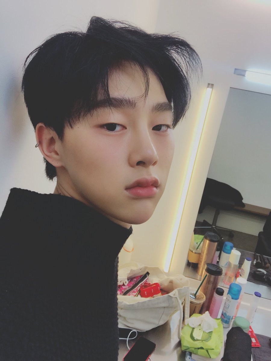 JBJ tweet media
