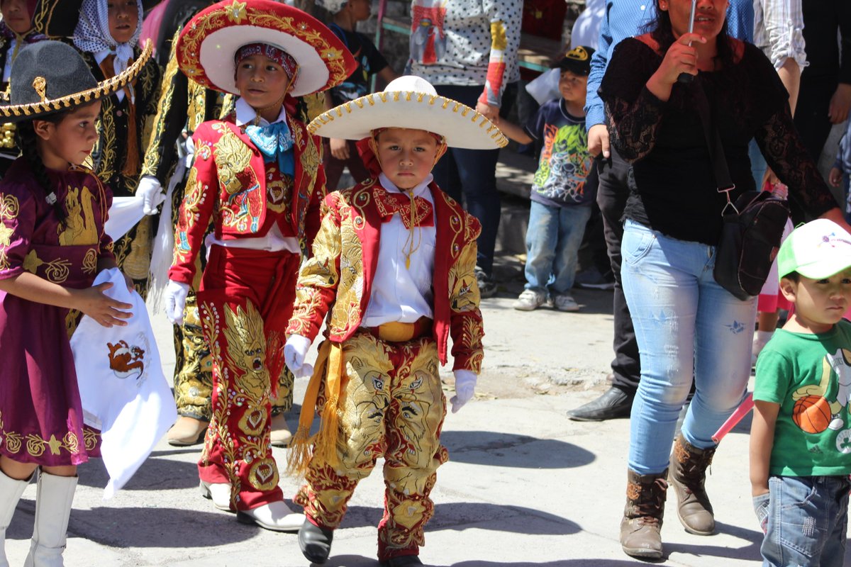 snfoto_mx's tweet photo. En Chimalhuacán las tradiciones no solo son solo de grandes, el Carnaval no tiene fronteras

foto / @snfoto_mx https://t.co/cjxQFSUja0