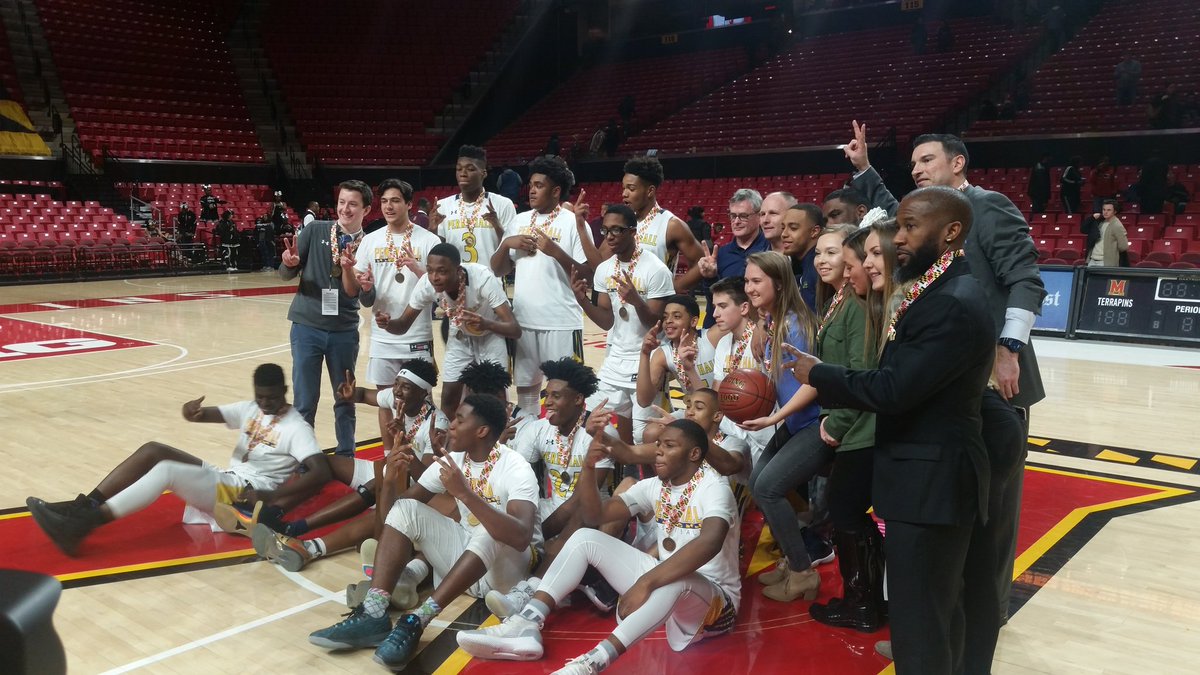 MBaikauskas's tweet photo. Back to back state champs! Congrats gators! @AndrewLast2 @Hall_Pride https://t.co/ego6cSHf6L