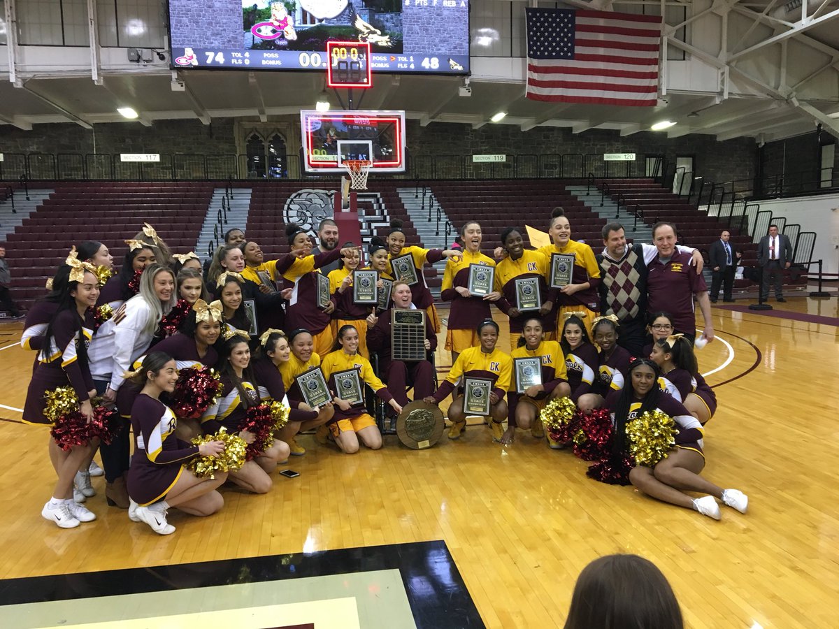 CBear1515's tweet photo. The Champs are Here........ 🏀🏆🔥 #CKLadyRoyals #NYStateChampions #GlennsFallsHereWeCome #ProudCoach https://t.co/u5ImtdI849