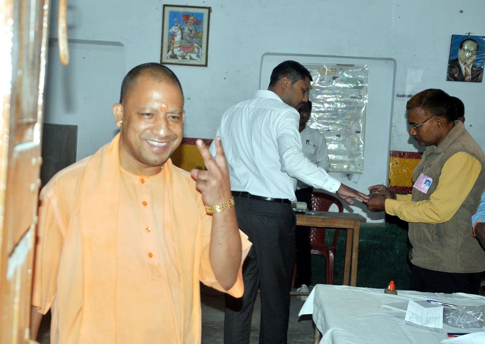 myogiadityanath tweet picture