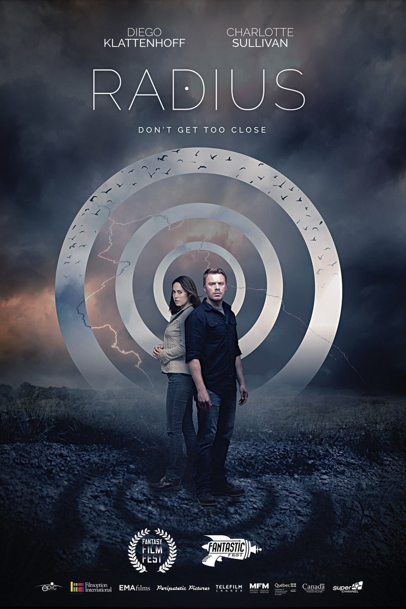 yafavdeyj's tweet photo. Radius (2017): 

a man awakens from a mysterious car accident only to have a terrifying reality revealed to him: anyone that comes within 50 feet of him dies immediately. PLOT TWIST! https://t.co/jqk28Dd8MY