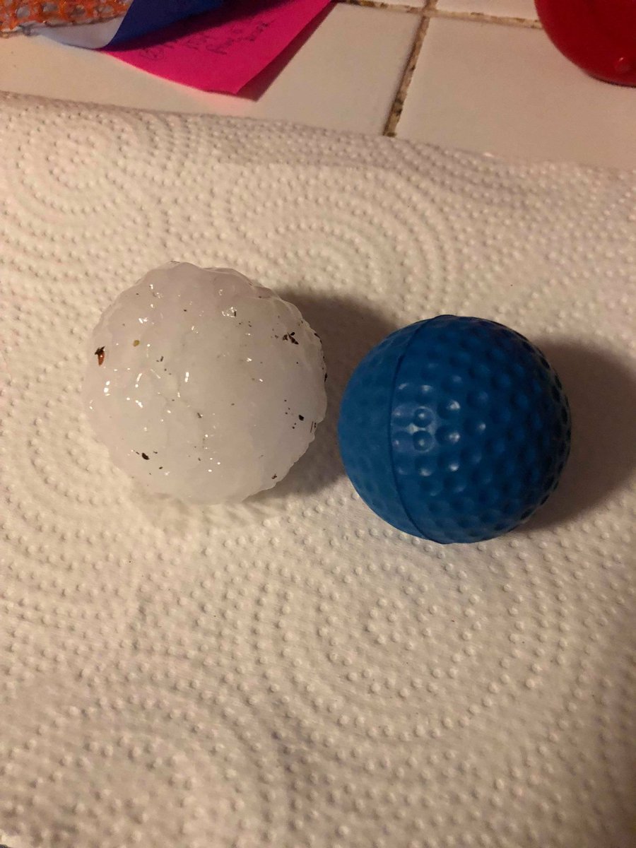 Golf ball hail in Pine Bluff from Erin. #ARWX
