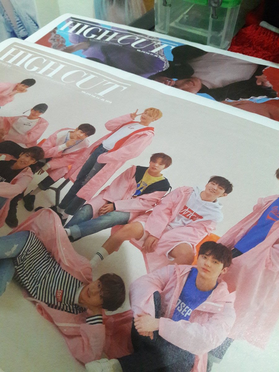 gam_jens's tweet photo. พร้อมส่ง High Cut A+B ver. 260บาท
ค่าส่ง30/50 #ตลาดนัดPRODUCE101  #ตลาดนัดวอนนาวัน  #ตลาดนัดWANNAONE  #ตลาดนัดวันนาวัน https://t.co/sB0N9UxPOS