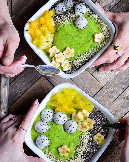 vegsage's tweet photo. Reposting @plantiful_liz: - via @Crowdfire 
Smoothie bowls with friends is definitely way better than a smoothie bowl alone, thanks for eating breakfast with me @hrpuddin_xx 💚😋✨
-
-
-
-
-
-
#smoothiebowls #smoothiebowl #plantbaseddiet #plantproteinparty #plantbasedpower #vegan https://t.co/mGAXZwEWsR