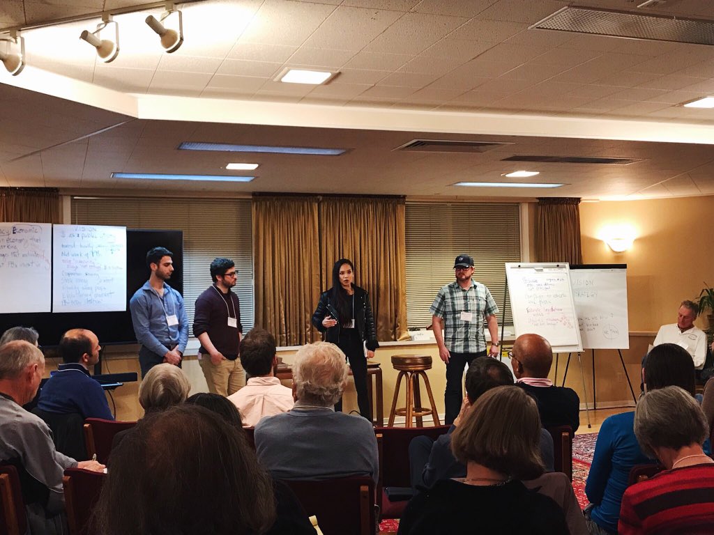 sfpublicbank's tweet photo. Incredible success story by @publicbankla folks talking about the divestment movement in Los Angeles. #divestLA https://t.co/e3W6rSkQ0C