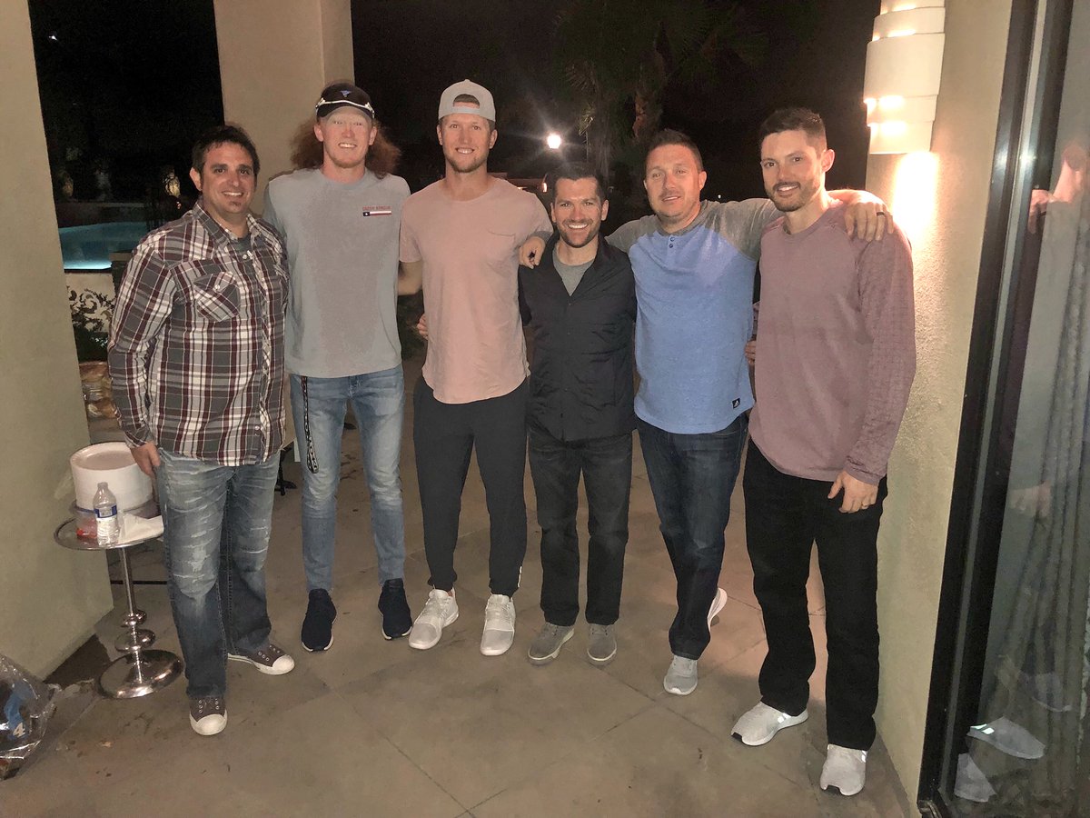 MSMsports's tweet photo. A perfect night in AZ for the MSM party this year! Great seeing so many of our clients! Thanks for letting us work for you! @d_ledbetter18 @5noVaJ @vhay5 @KFREE_21 @d_maydabeast @Bwebb_30 @KHIManagement @EZdoezit8 @codyg103 @Da_real_ham13 @Craig_MSMsports #msmfamily https://t.co/bukedAeAT1