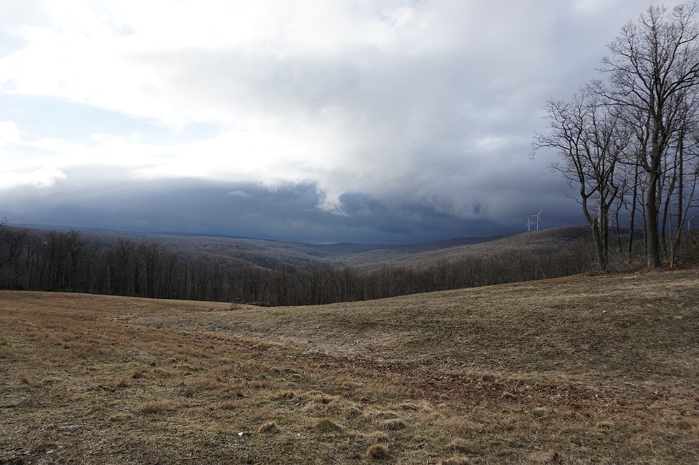 thecoolertray's tweet photo. A nasty storm on the horizon. #TheCoolerTray #KeepItFresh https://t.co/hVUmIckNxK