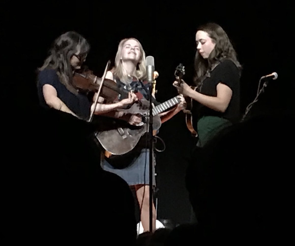 efox25's tweet image. . @imwithherband was worth every minute of sitting in I-20 and Atlanta traffic this afternoon. 🎼