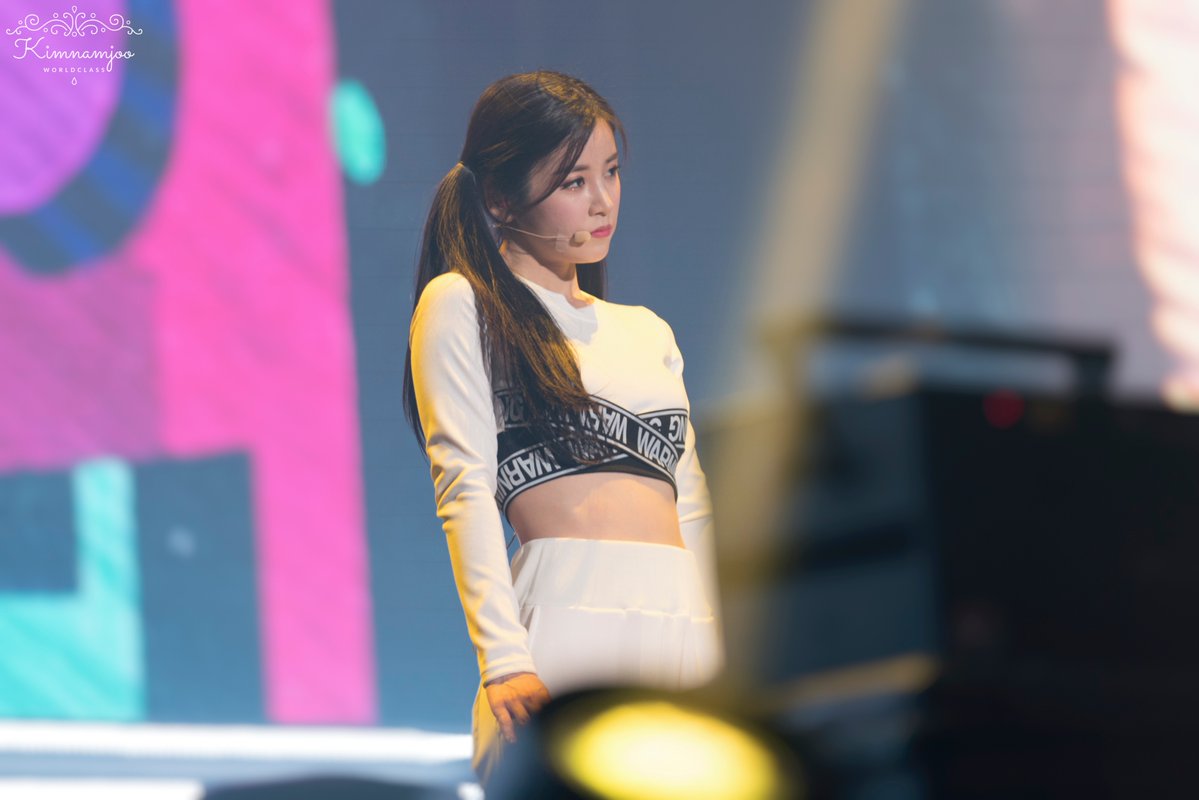 Rongfanbase's tweet photo. 180113 Chorong #에이핑크 #박초롱 (@Apinkpcr) at Apink 4th CONCERT <PINK SPACE 2018> Day 2 #PINKSPACE2018 by KNJworldclass
🐼DO NOT EDIT OR CROP LOGO🐼 https://t.co/bTj09ymEF6