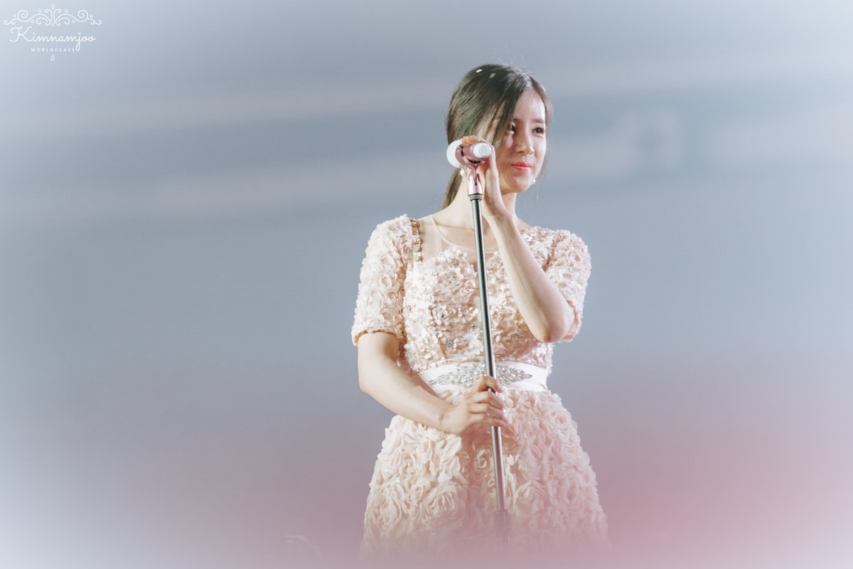 Rongfanbase's tweet photo. 180113 Chorong #에이핑크 #박초롱 (@Apinkpcr) at Apink 4th CONCERT <PINK SPACE 2018> Day 2 #PINKSPACE2018 by KNJworldclass
🐼DO NOT EDIT OR CROP LOGO🐼 https://t.co/ujaiLQ4wUN