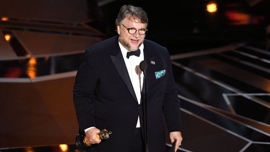 THR's tweet photo. Guillermo del Toro launches scholarship for aspiring Mexican filmmakers https://t.co/Ns6kjUd0oT https://t.co/nNAO4nOjXh