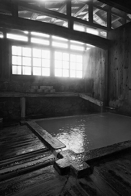 #HieiRPG

"Sometimes, I prefer the shadow and cold weather in the night hot spring."