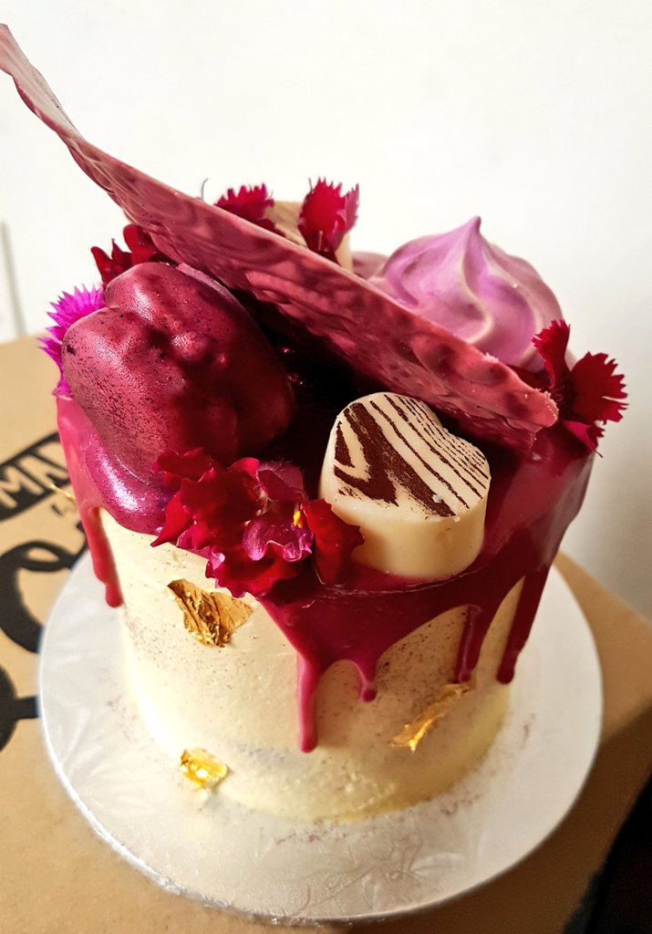 SpicedWeasel's tweet photo. So bought this beauty from @HemingwaysJozi a #BeetrootandApple cake, cut into it &amp; all the layers! It's also not too sweet and is delicious 😜 great ending to #AtHomeDateNight https://t.co/xxK7HGUwuM