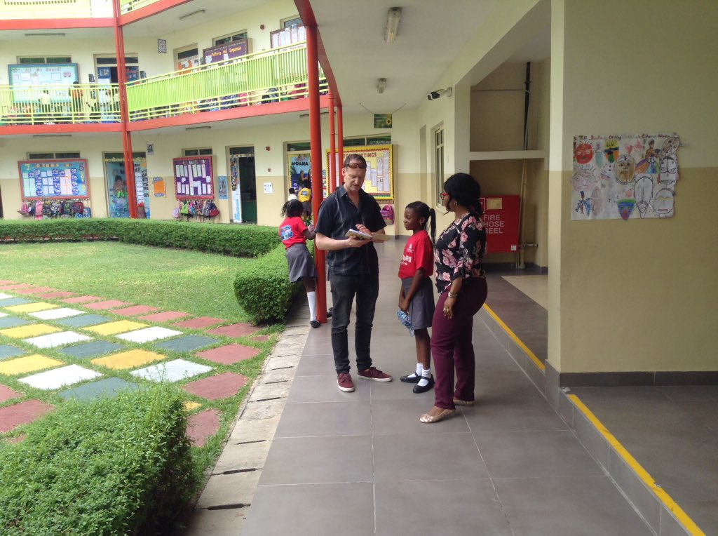 cis_lagos03's tweet photo. Junior School students get their books signed by Author @alan_durant 
#CISLiteracyWeek
#LiteraryInspiration
#WritingIsFunAndFundamental
#MythsAroundTheWorld
#AJourneyAroundTheWorld https://t.co/nj60EchPJu
