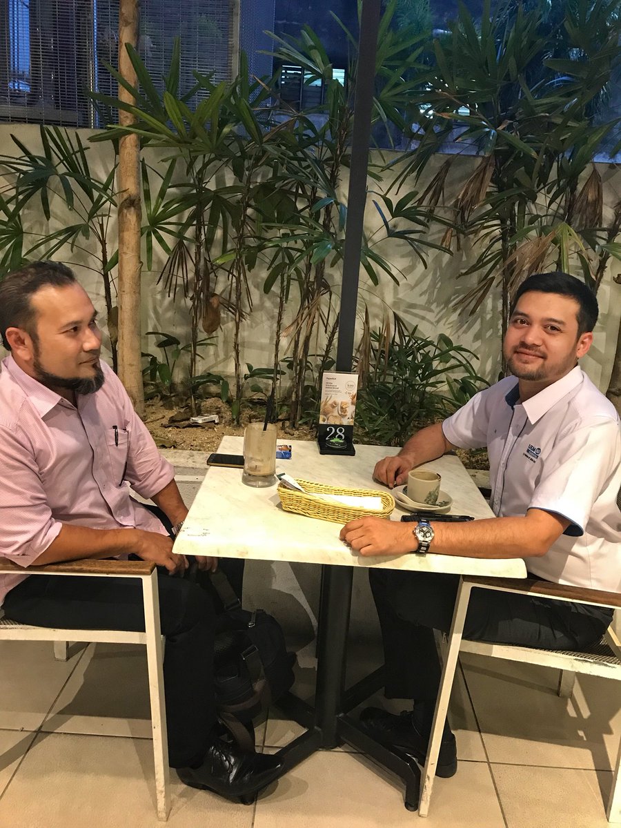 aafaizli's tweet image. Learning session part 3, oh yes, life is a continuous learning journey, one with Mohd Yusri Md Yusof, former MD/CEO of #PROPEL. #UEMEdgenta #InfraServices