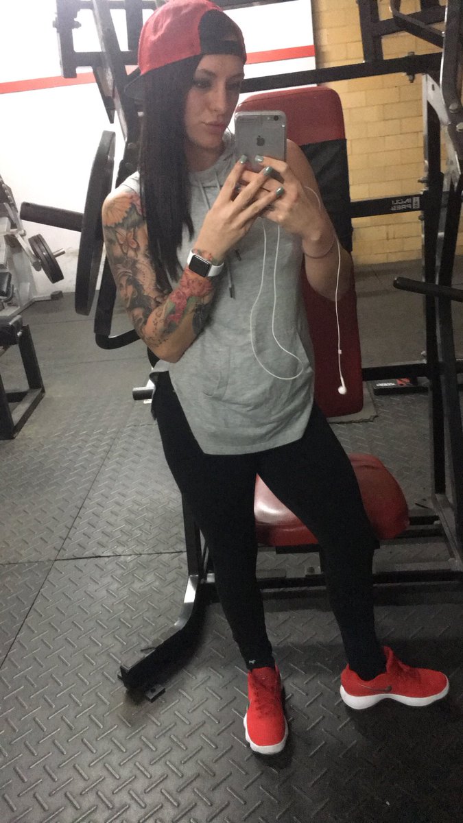 heyyitsjackie's tweet image. #meathead #afterworkworkout