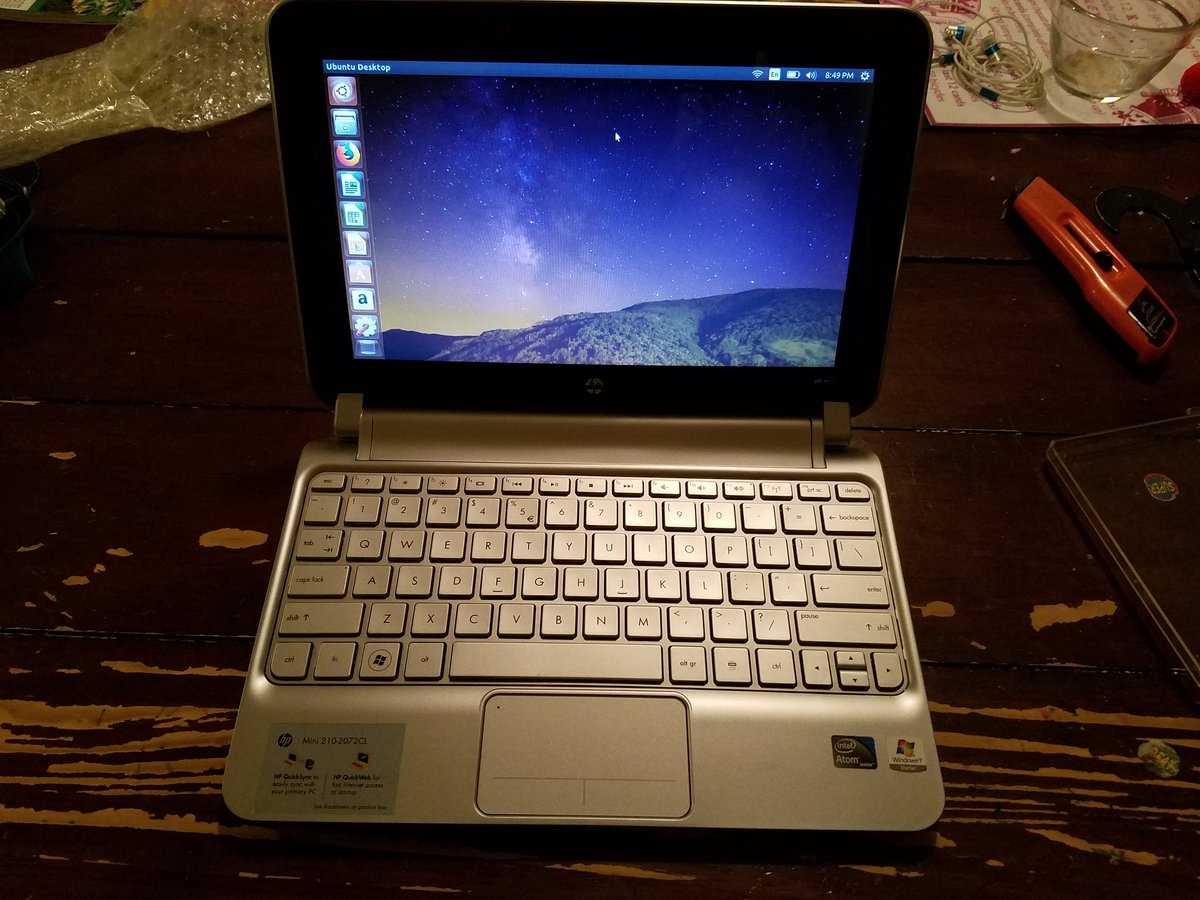 mabartle's tweet photo. Donated laptop with bad keyboard. 5 minutes and 10 dollars for a new keyboard. Good as new. #CEFK https://t.co/CwFUmJlWOg https://t.co/RS2zcTwArA