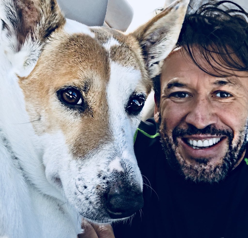 anthonysamed's tweet photo. Our first Tweet to say hi and introduce myself and my special needs Princess Pie, Samed the Soi Dog sharing our life and times of designing jewelry,  health and fitness, animal  advocates and Samed Car Karaoke https://t.co/nqSmsusfjj