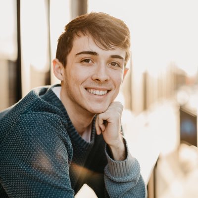 avadanielsstan's tweet photo. #NewProfilePic https://t.co/JtzTvOU1vs