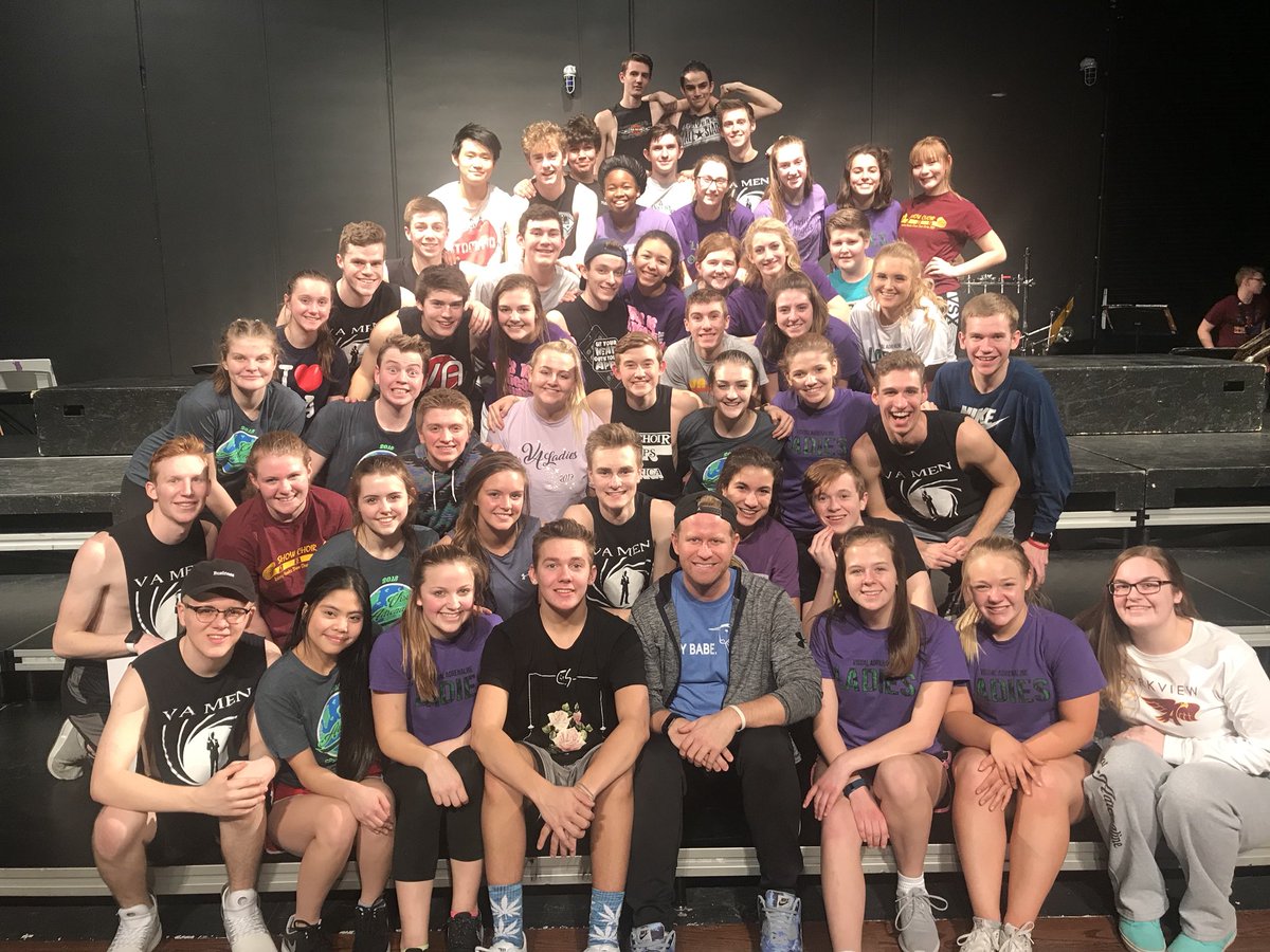 KcKevinchase's tweet photo. My rehearsals for this season are DONE!!! So great to finish it out with these awesome kiddos! Have a blast at @HOAshowchoir Kansas City! SO PROUD OF YOU!@2018VA https://t.co/qWAmP32rHm