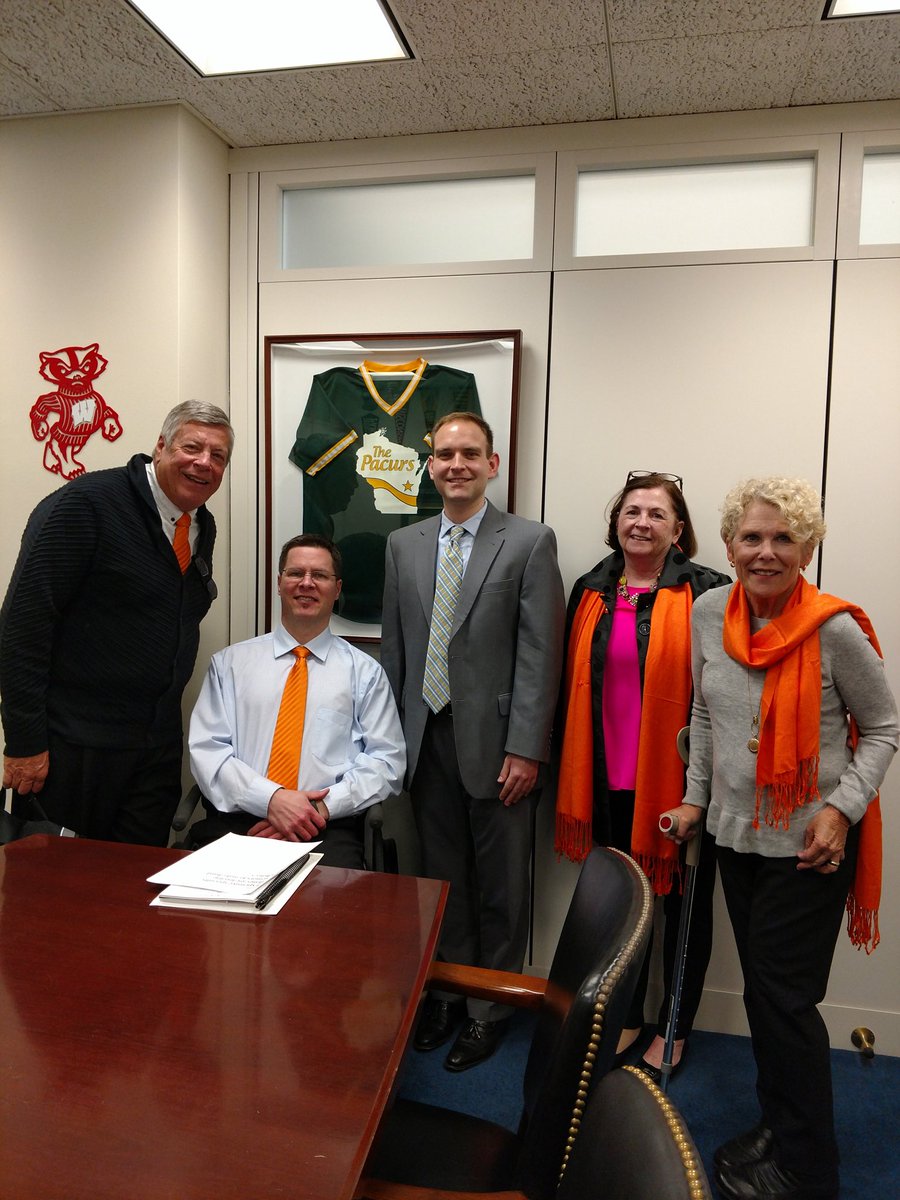 dmwhitcraftMS's tweet photo. Thank you, Michael Weiss, @SenRonJohnson, for meeting with our Wisconsin Team to discuss urgent issues that affect all of us with MS, trying to live our very best lives. #MSactivist, #MSPPC2018 https://t.co/zONTgbH7ZG