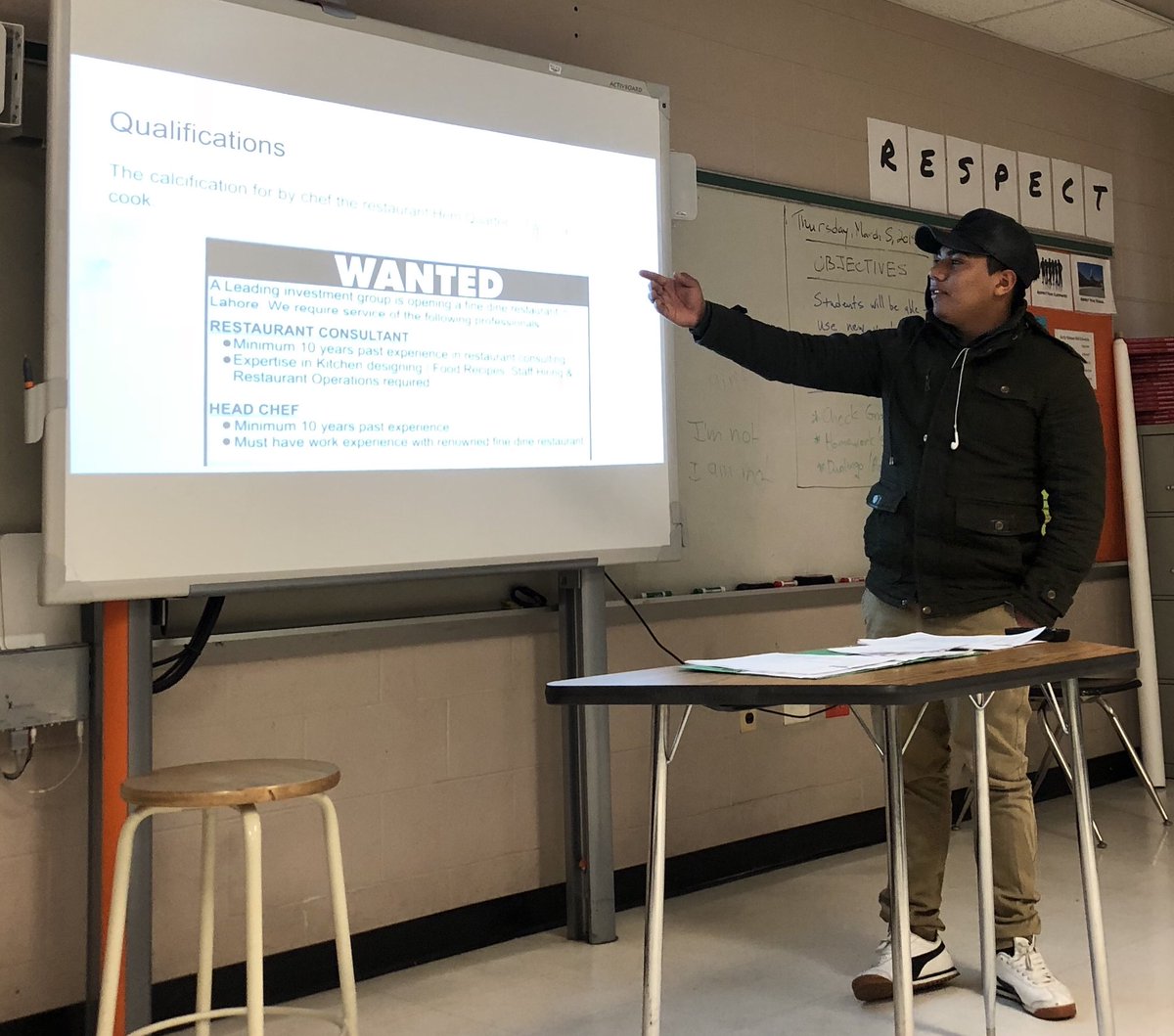 MrGerasimowicz's tweet photo. #ESOL #career unit presentations! @BlairESOL @blairprincipal https://t.co/XFLTNxxgao
