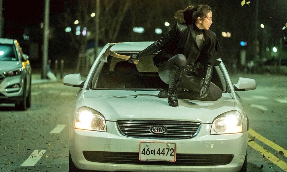 シネちゃぶ 悪女 のカーチェイスやバイクチェイス が ブラックパンサー や ローグ ネイション をある意味超えちゃっててビビった しかも生身アクション 韓国映画恐るべし T Co Nfd54bueps Twitter