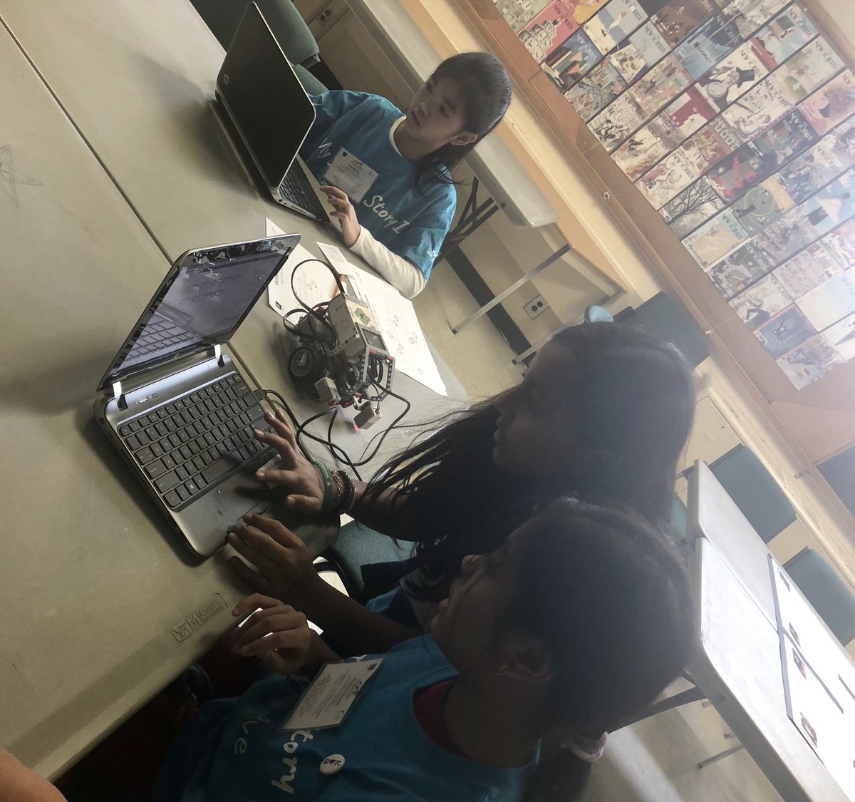 TDSB_Robotics's tweet photo. Ss learned about the accomplishments of #WomeninSTEM while improving their coding &amp; collaboration skills at today’s @MetamorphSTEM Conference at @JohnPolanyiCI @n_m_anthony @LizBHolder @LC1_TDSB @TDSB_STEM #MORPH2018 https://t.co/TmFkjvYcps