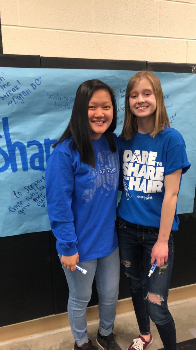 DaretoShareRCHS's tweet photo. Thank you to our stylists at Stacy James for all their help! Thanks to all the participants today!! #daretoshare ❕💜💗💫 https://t.co/5k3OqjeM4f