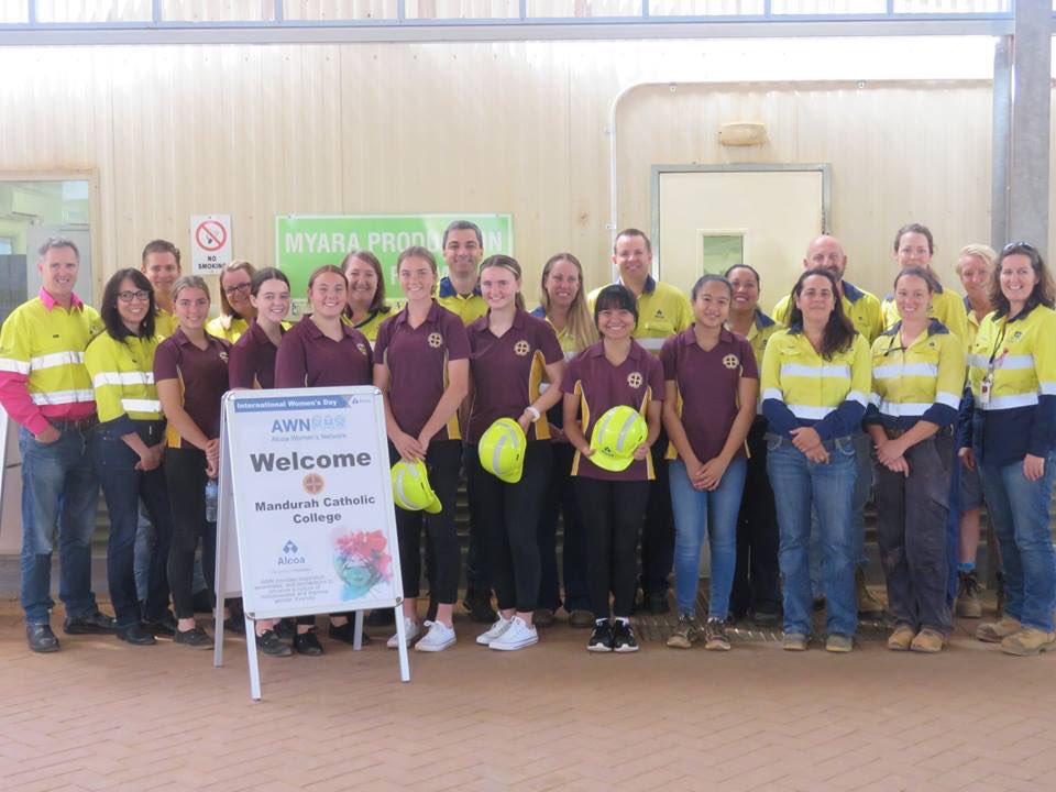 BellCazb's tweet image. Some of our talented Year 11 girls discovering the work of women in Industry at Alcoa this week.