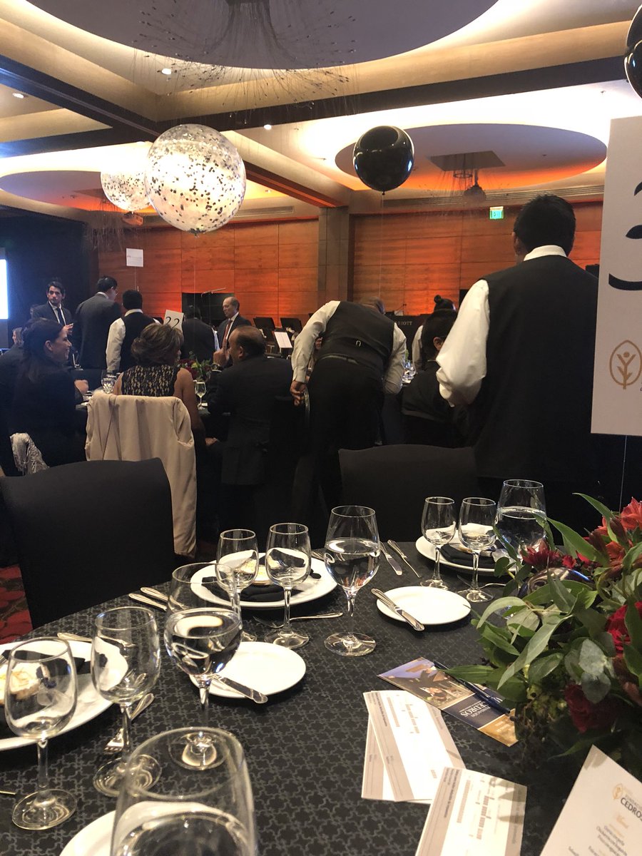 CeciCanal1's tweet photo. Felicidades @Fund_CedrosIAP por estos primeros 10 años. Gran labor, gran legado de sus fundadores @santiagogarcia0 https://t.co/AFq3Ig73Ma