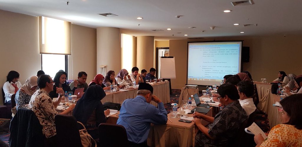 ptpsm_brin's tweet image. PTPSM-BPPT menghadiri Rapat Pembahasan Rancangan Peraturan Presiden tentang Rencana Aksi Nasional Pengurangan dan Penghilangan Merkuri. Koordinasi oleh KLHK. Bertempat di Hotel Santika Bintaro #TPSA #BPPT_RI